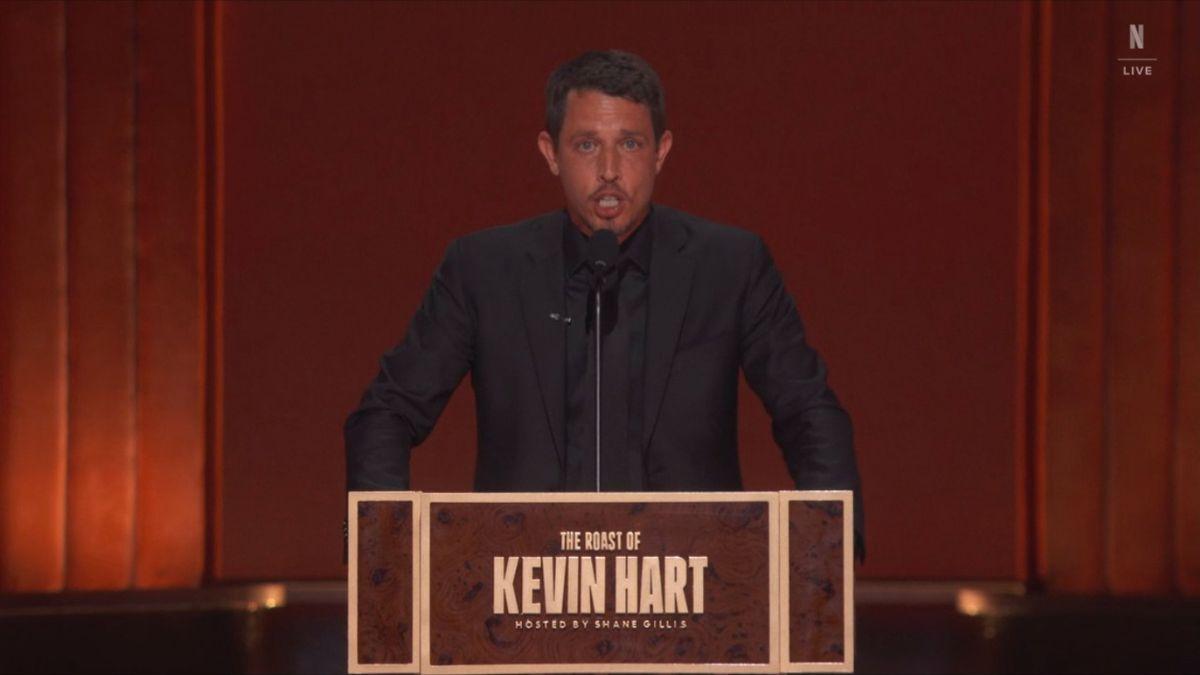 Photo of Tony Hinchcliffe clapped back at Chelsea Handler during his set and called her a 'cold frigid b----.'