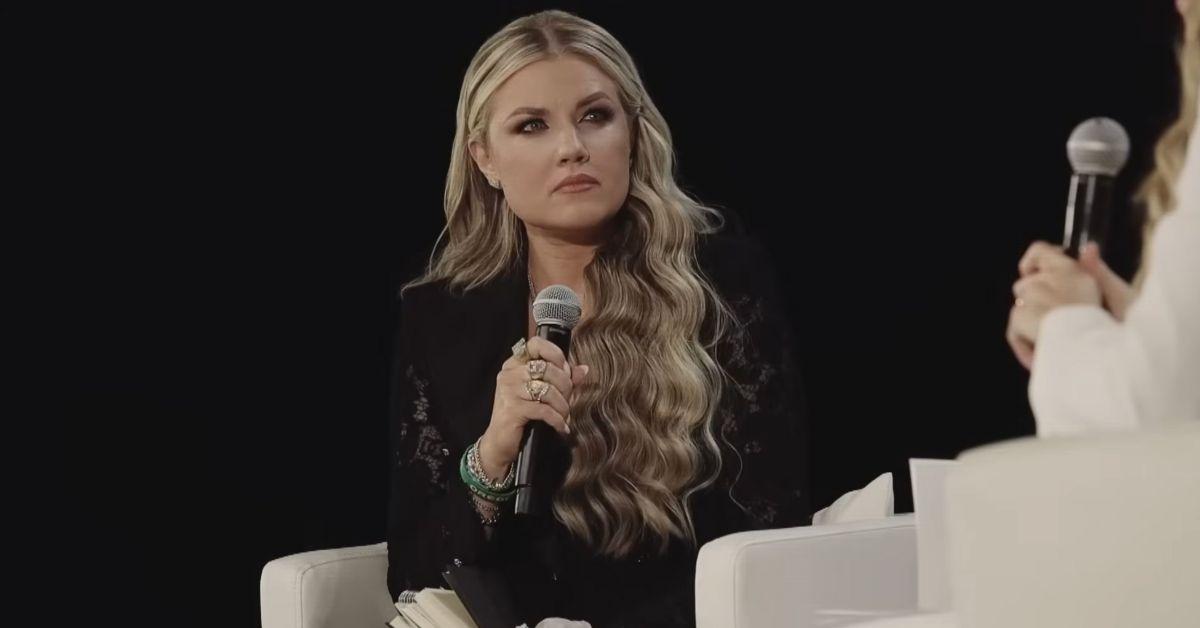 image of Many social media users felt Erika Kirk's hug was 'too familiar.'