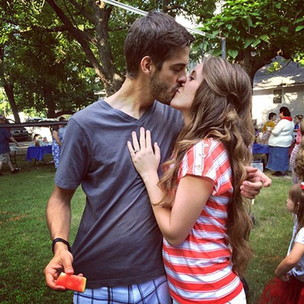 Jill Duggar And Derick Dillard Of 19 Kids And Counting Take A Break ...