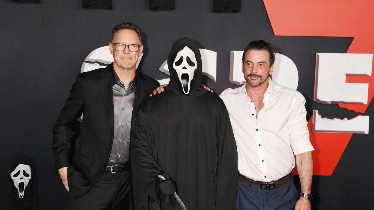 Image of Matthew Lillard, Ghostface, and Skeet Ulrich