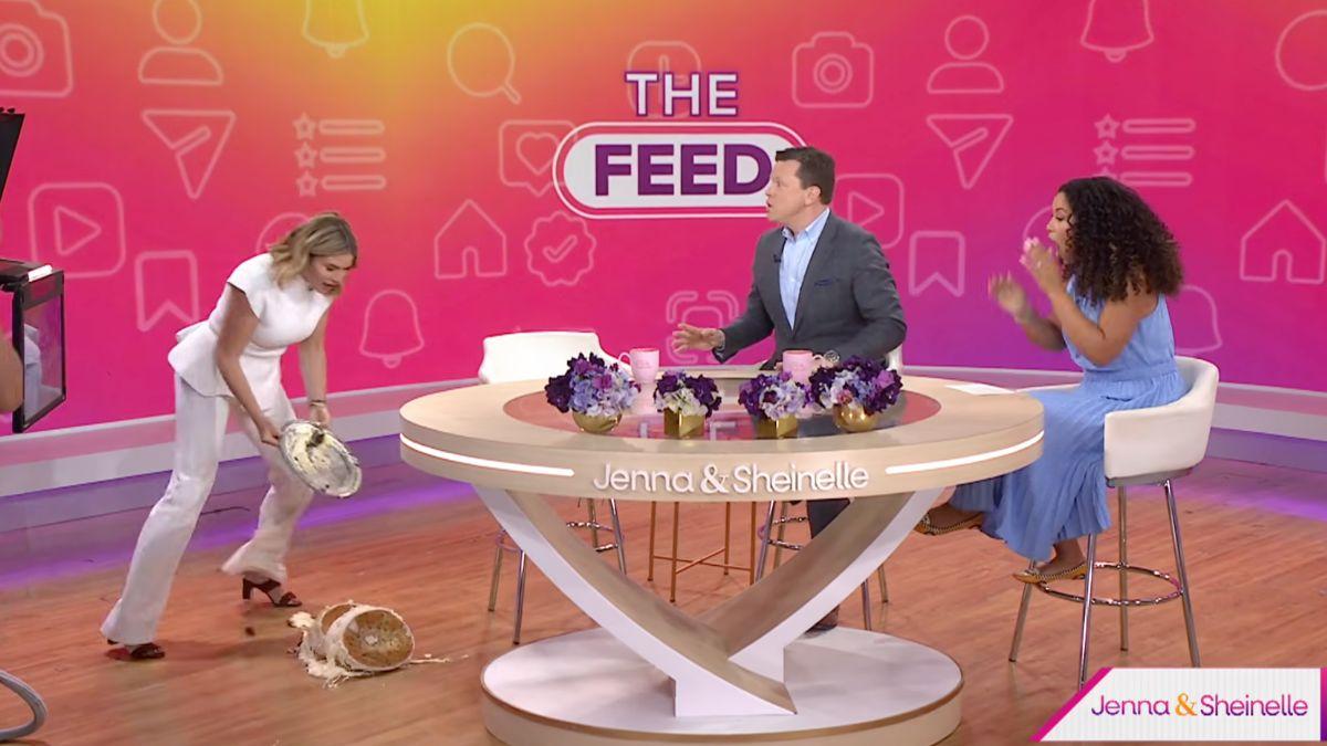 Image of Jenna Bush Hager slipped on the icing of a cake.