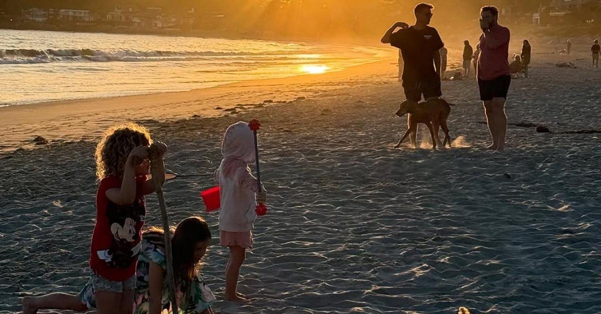 A sunset beach photo taken and shared by Orlando Bloom on instagram.
