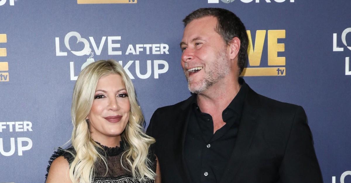 tori spelling decided stick boys one only threesome