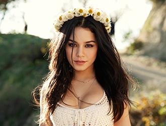 Ok_3113_vanessa_hudgens_cosmo.jpg