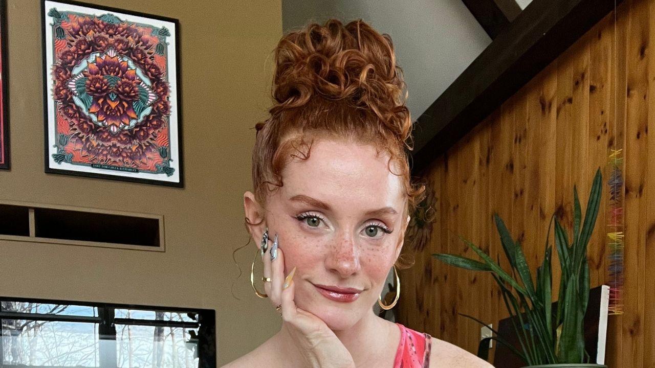 image of Amy Ginger Hart recalled discovering a New York home where nudity was completely normal.