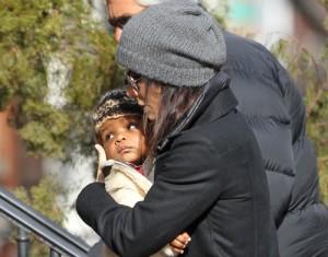 2011__02__sandra_bullock_feb7_1a3 300×235.jpg