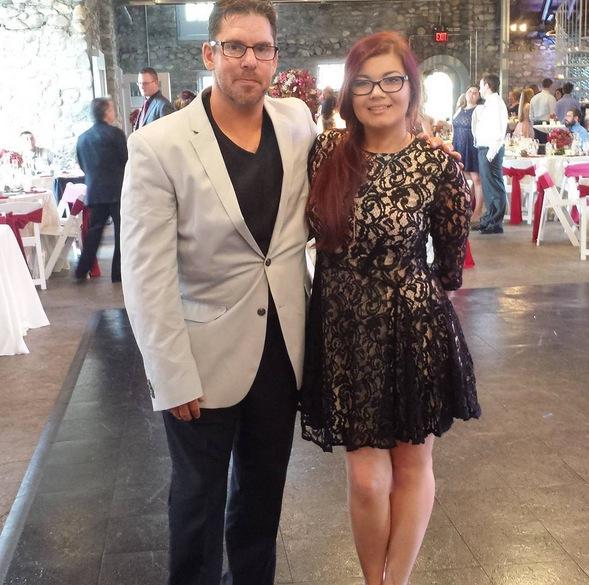 Amber portwood dyes hair blonde wedding 04