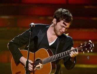 Phillip phillips win may23 rm.jpg