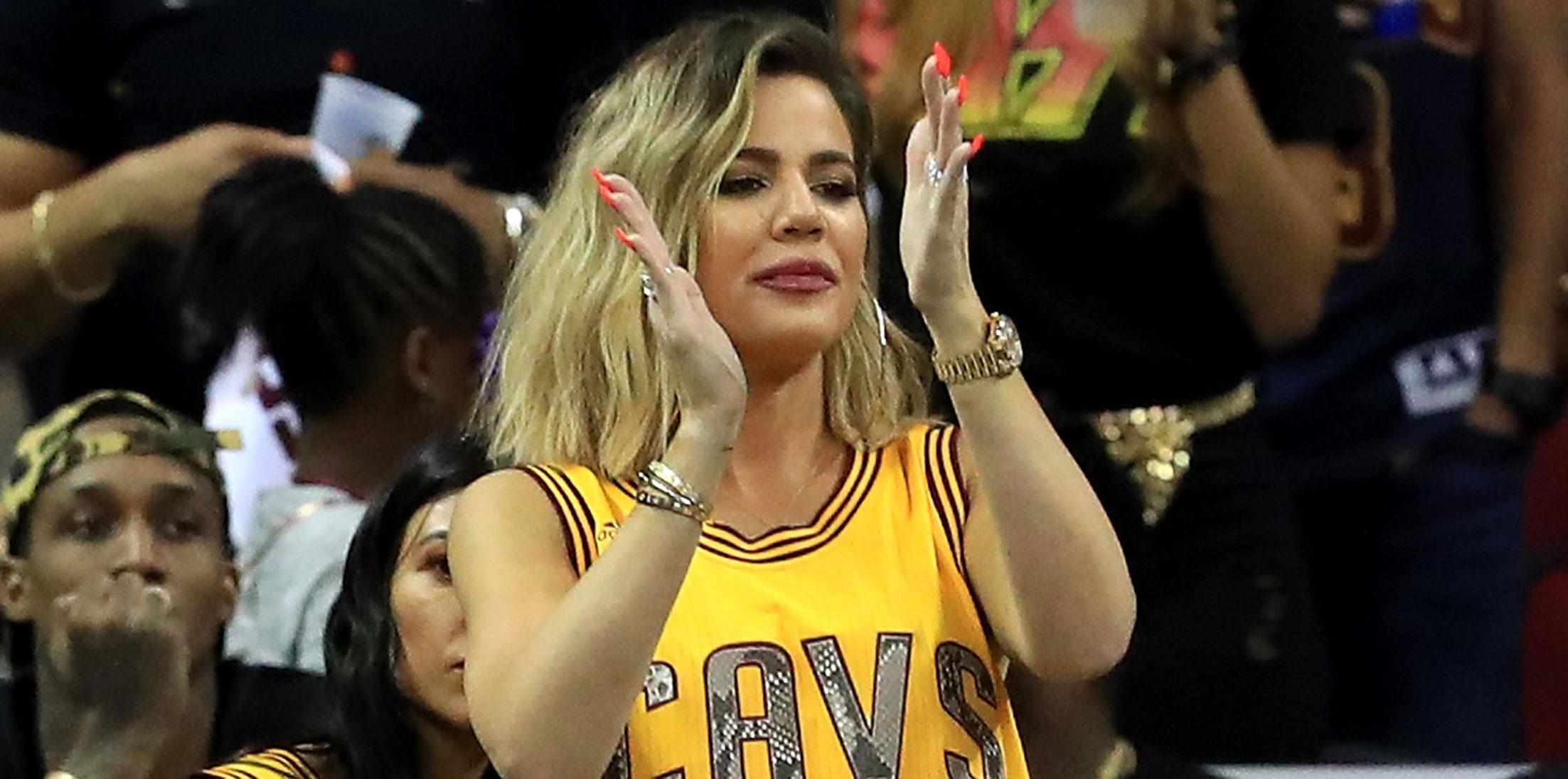 Khloe kardashian pregnant photos cavs game 1