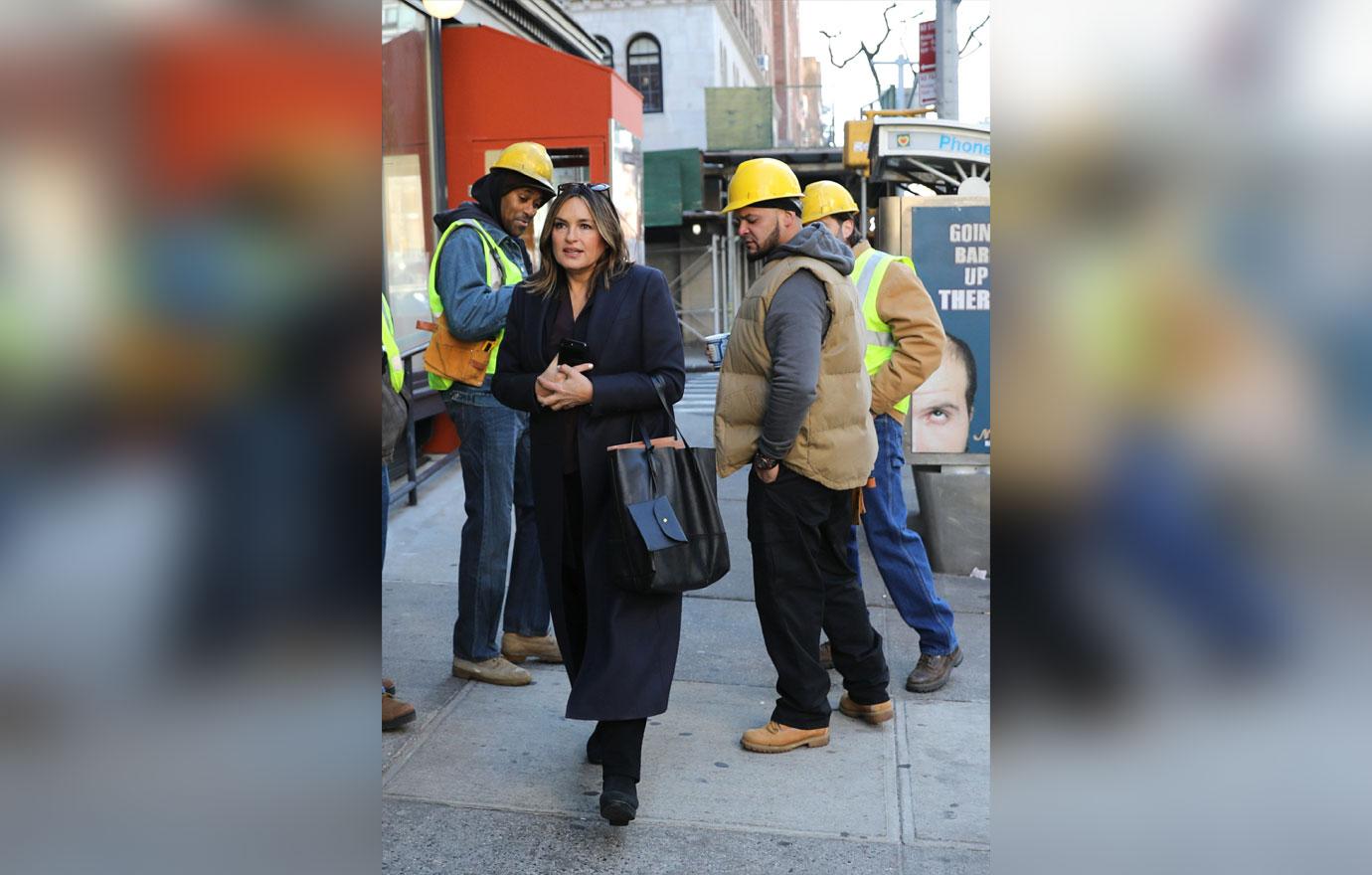 Mariska Hargitay Filming 'Law & Order: SVU'