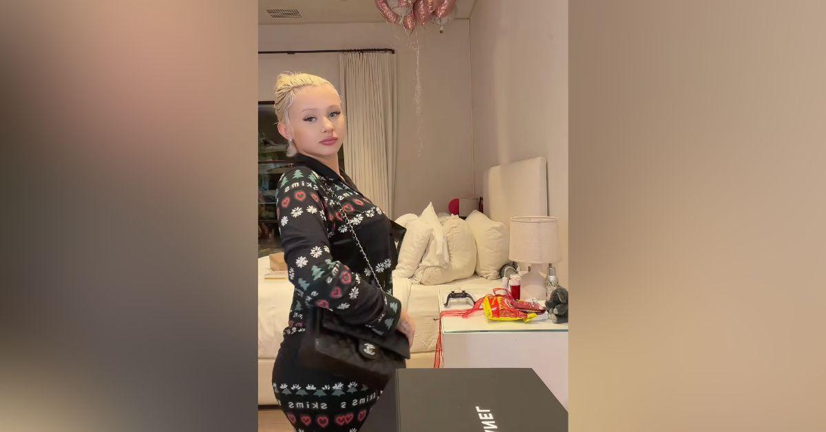 Image of Alabama Barker got a Chanel bag for Christmas.