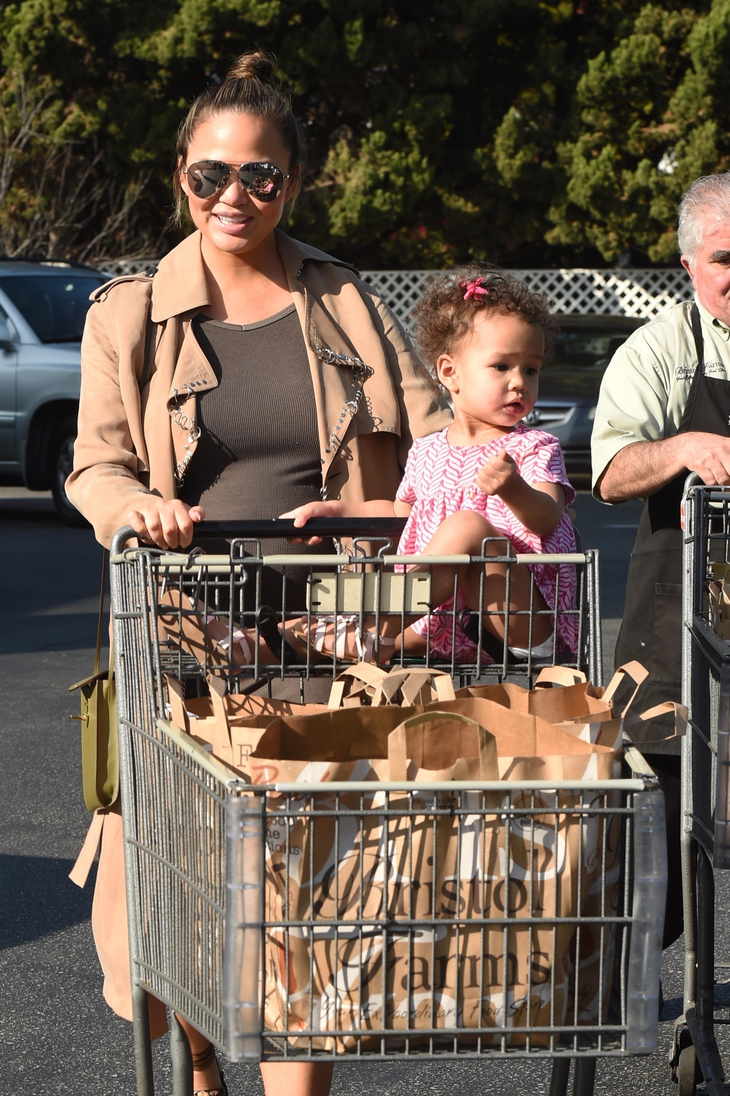 Chrissy Teigen and daughter Luna enjoy a trip to Bristol Farms