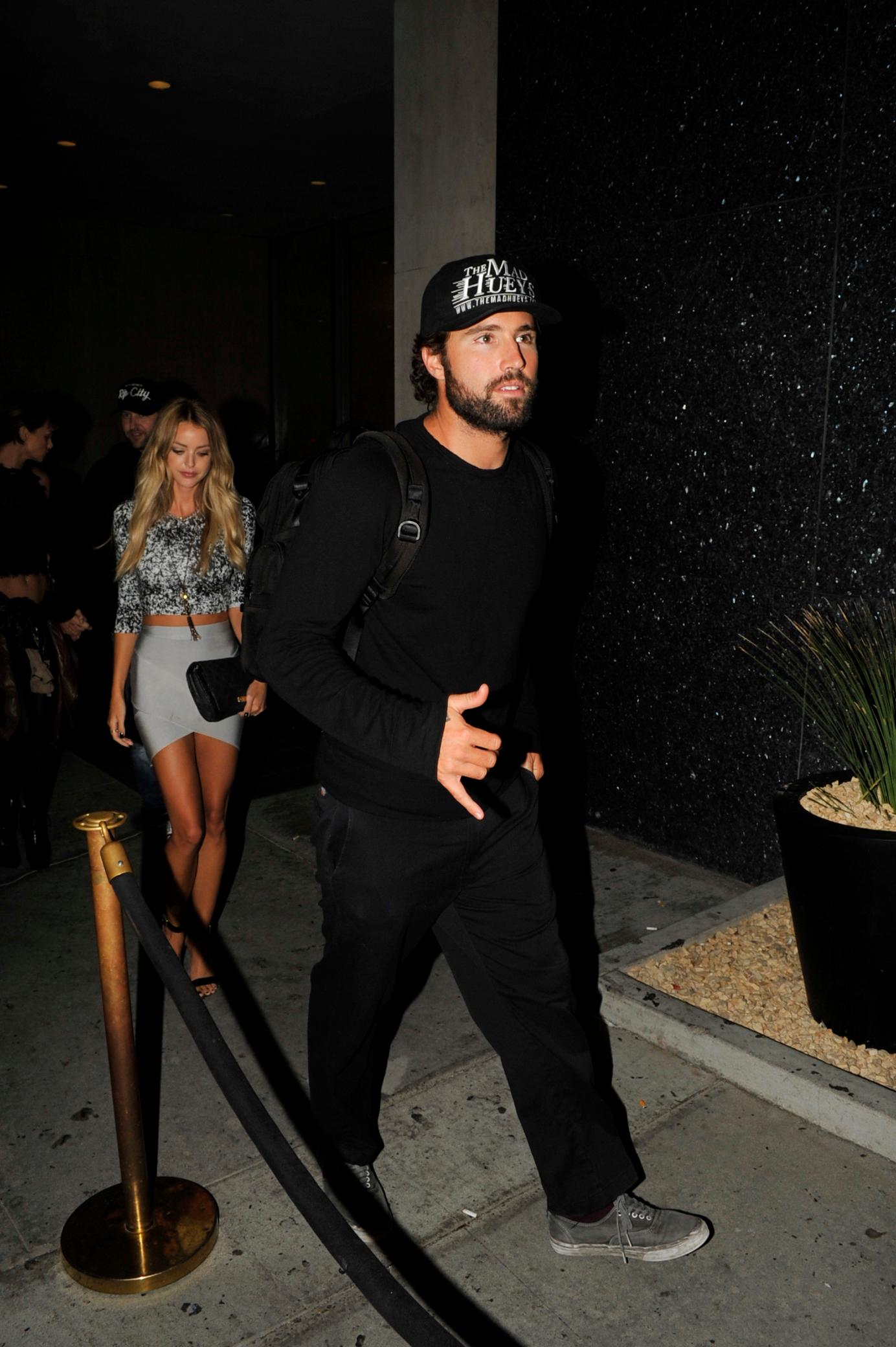 kardashians shun brody jenner girlfriend