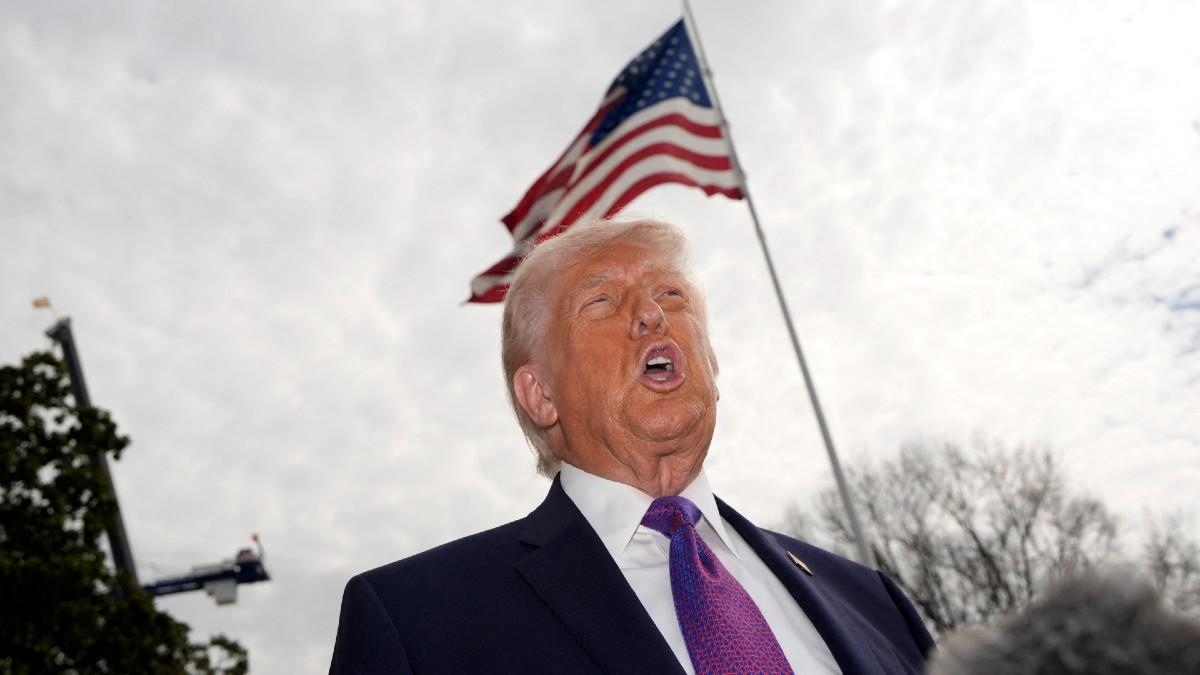 image of Donald Trump said he helped Neal Dunn with his health. 