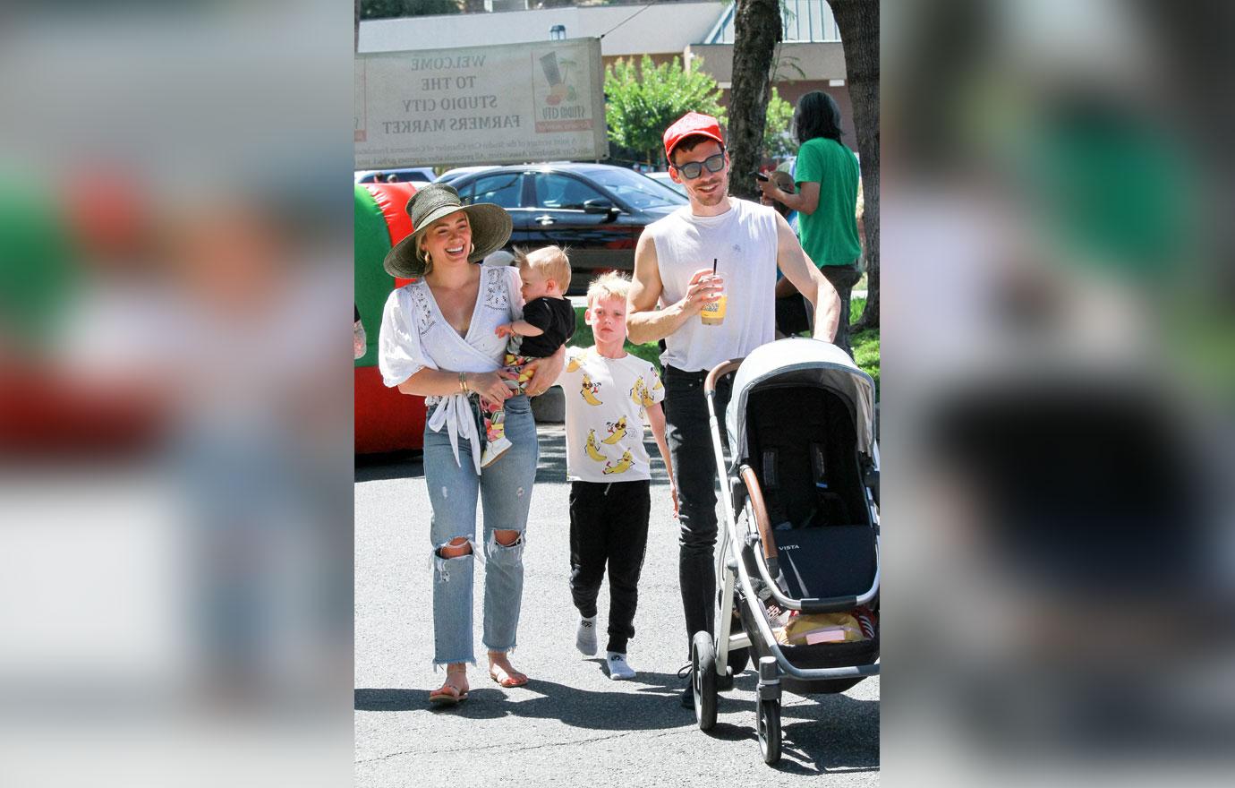 Hilary Duff At Farmer's Market