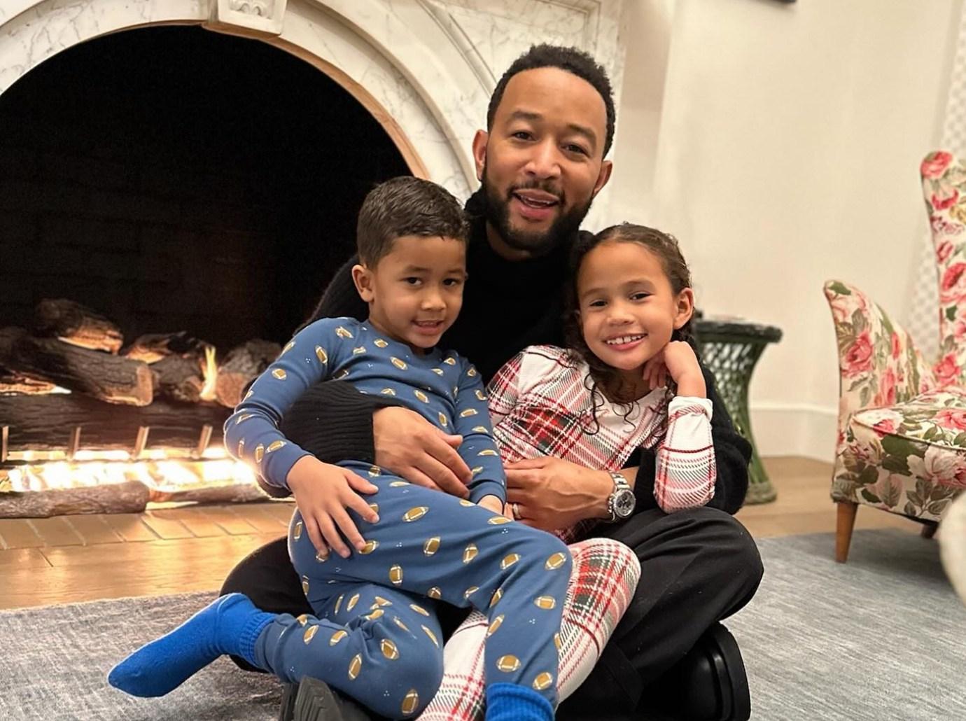 chrissy teigen jokes possibly having baby no  john legend