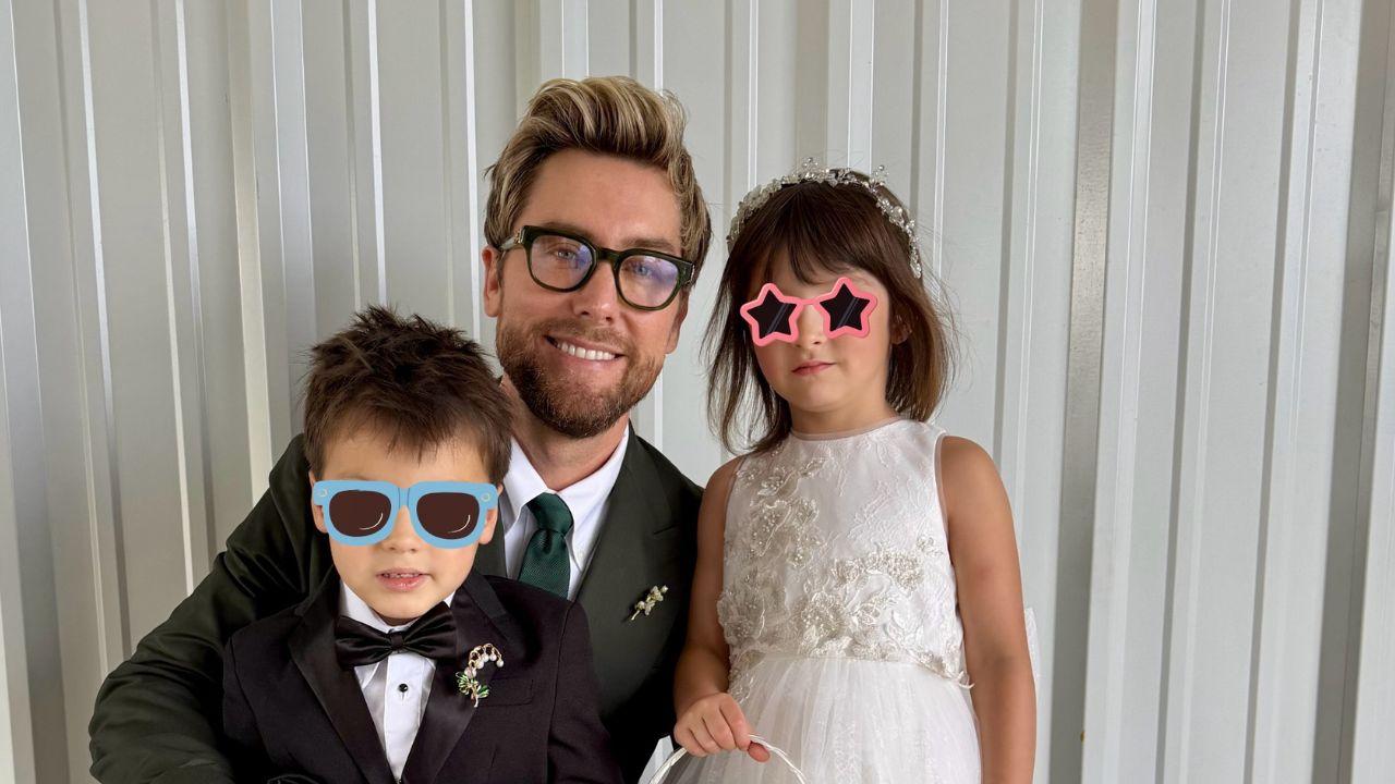 pic of Lance Bass with his kids.