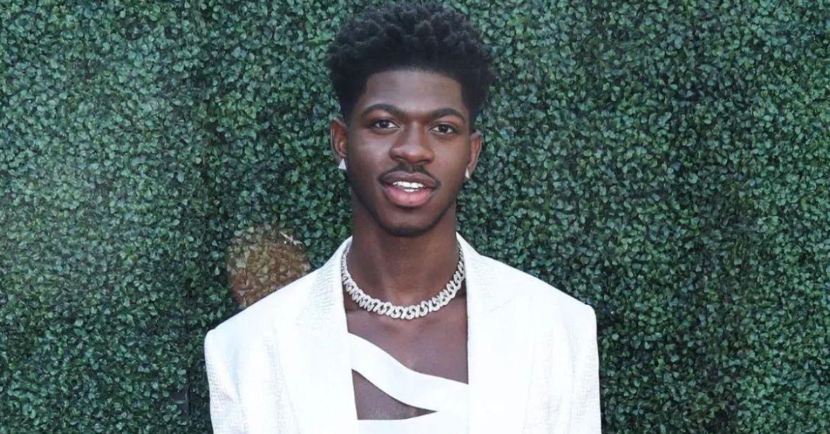 photo of The entertainer asked his dad to tell his fans how sorry he was for his actions