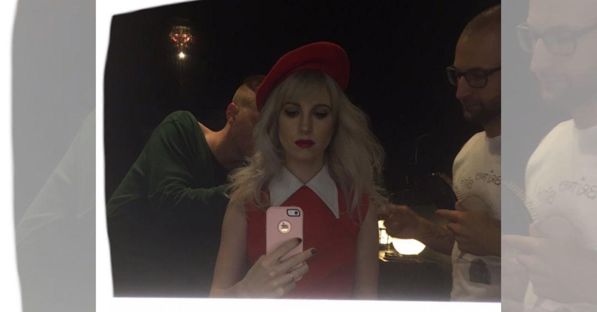 photo of Hayley Williams admitted her new song lyrics were directed at Morgan Wallen