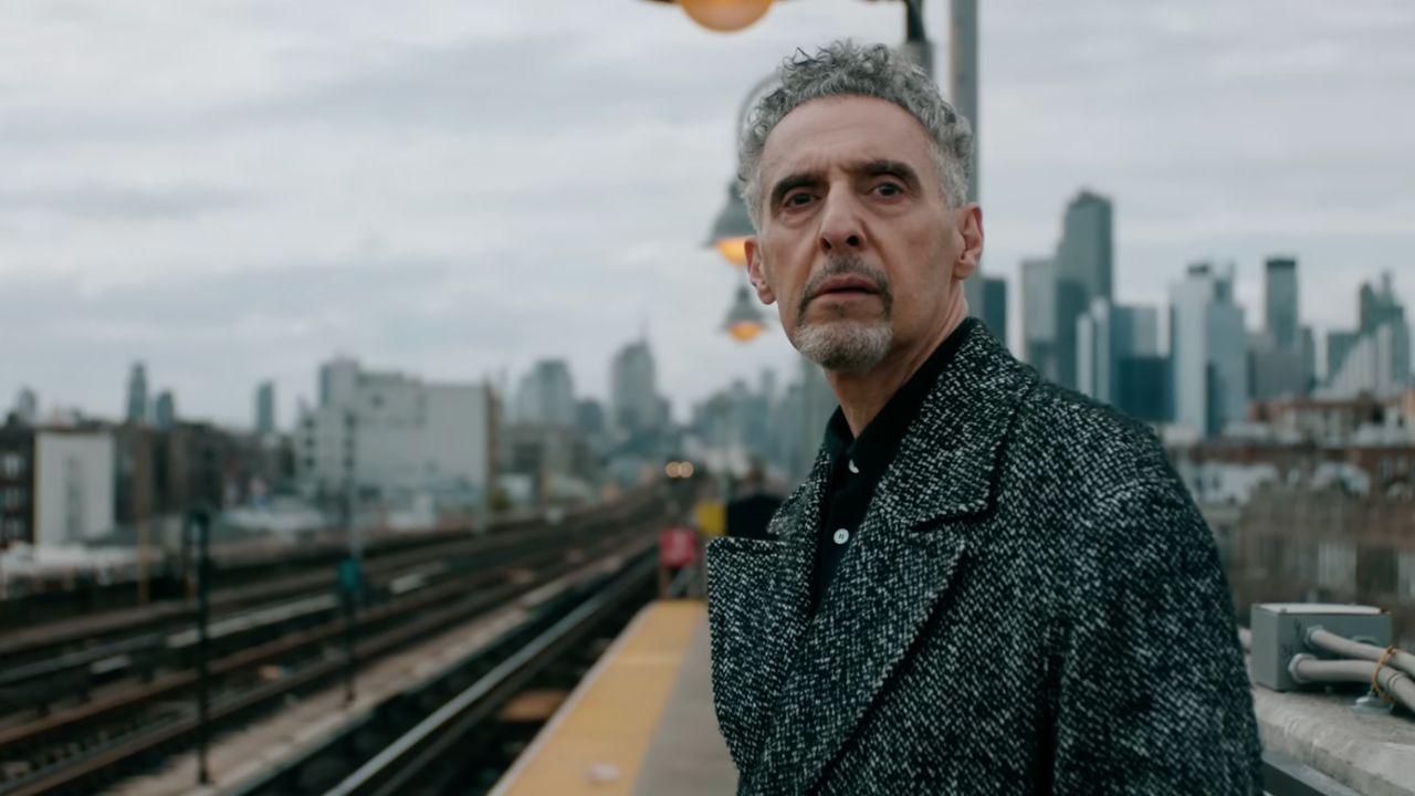 Photo of John Turturro pickpocketed people on set.