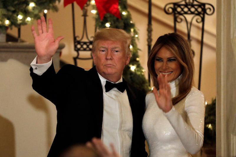 melania trump all smiles donald gala