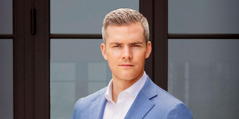 Ryan Serhant Shows Off Beautiful Christmas Tree: Photo