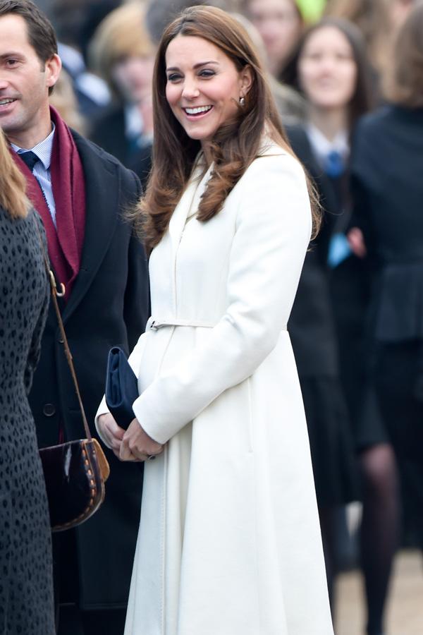 Pregnant Kate Middleton visits Sir Ben Ainslie in Portsmouth **USA ONLY**