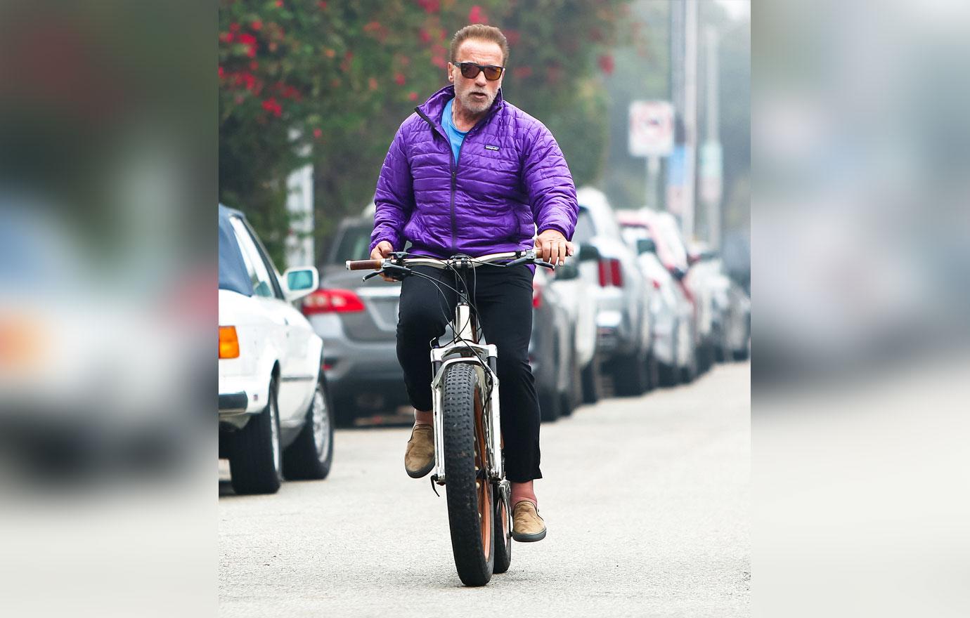 arnold schwarzenegger bike ride west hollywood maria shriver divorce talks intensify