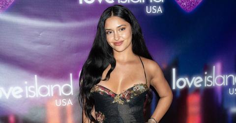 love island leah kateb sultry instagram photos