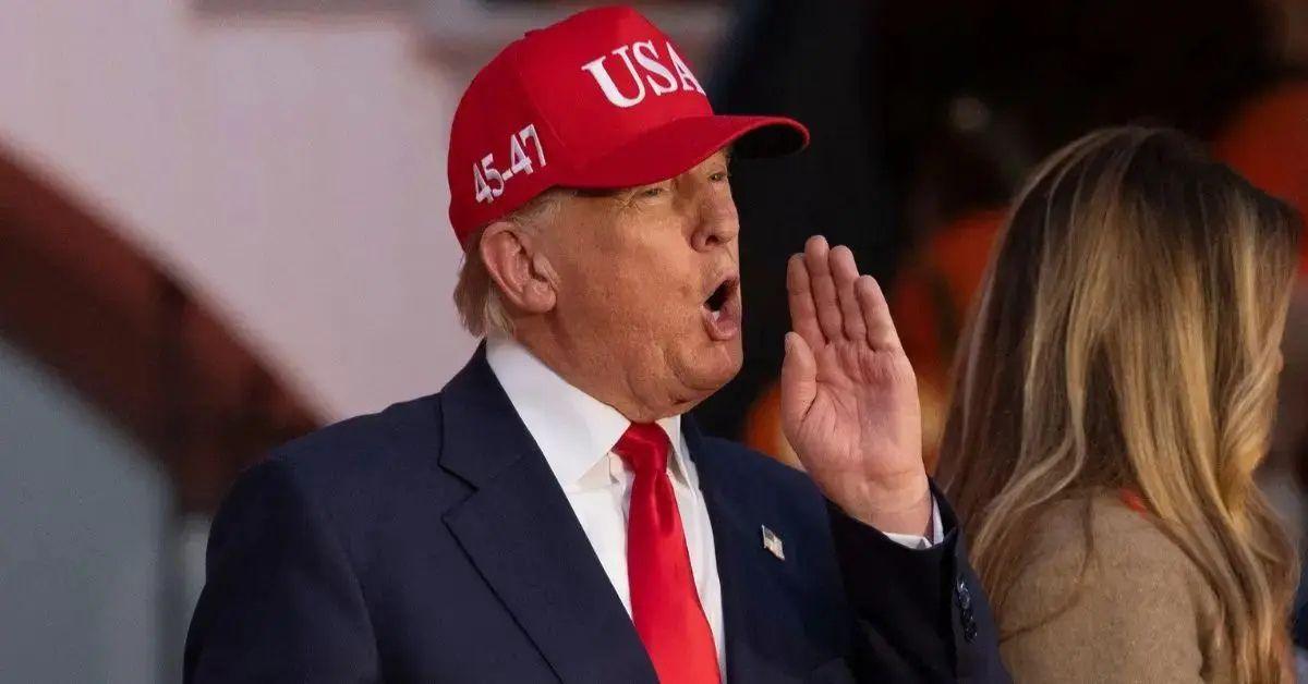 Photo of Donald Trump blamed the government shutdown as a reason Republicans lost key races.