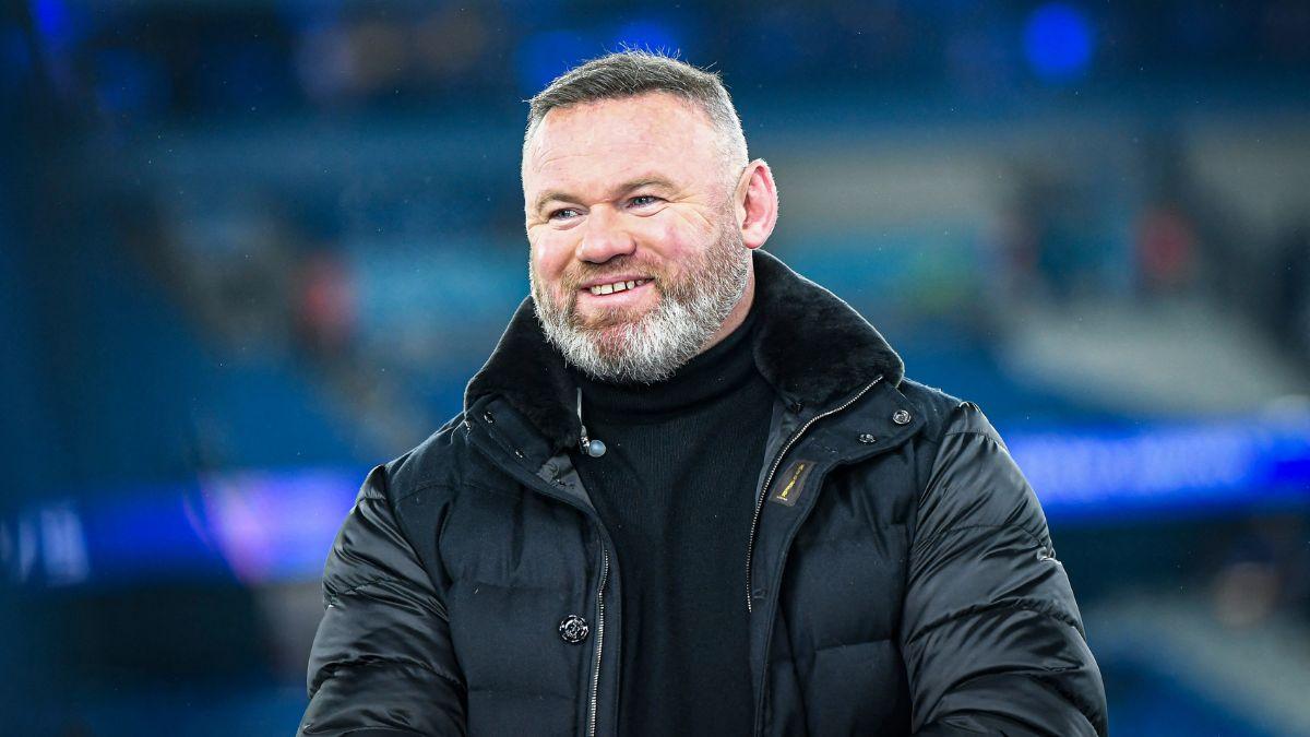 Image of Wayne Rooney dismissed the halftime spectacle as disappointing.
