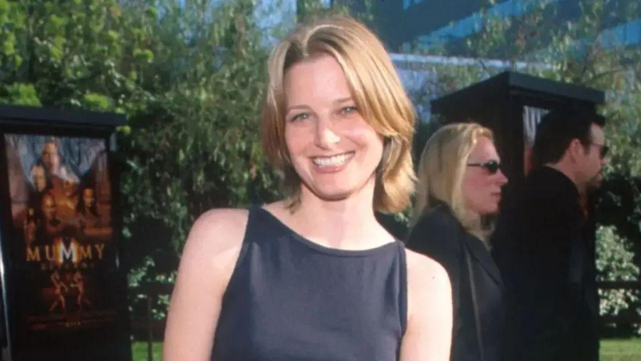 bridget fonda now quiet life after quitting hollywood