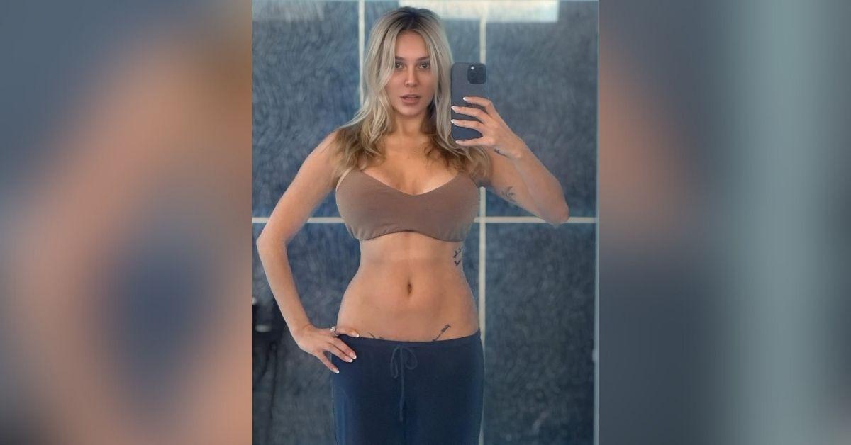 image of Courtney Stodden proudly hit her 1-week sober milestone.