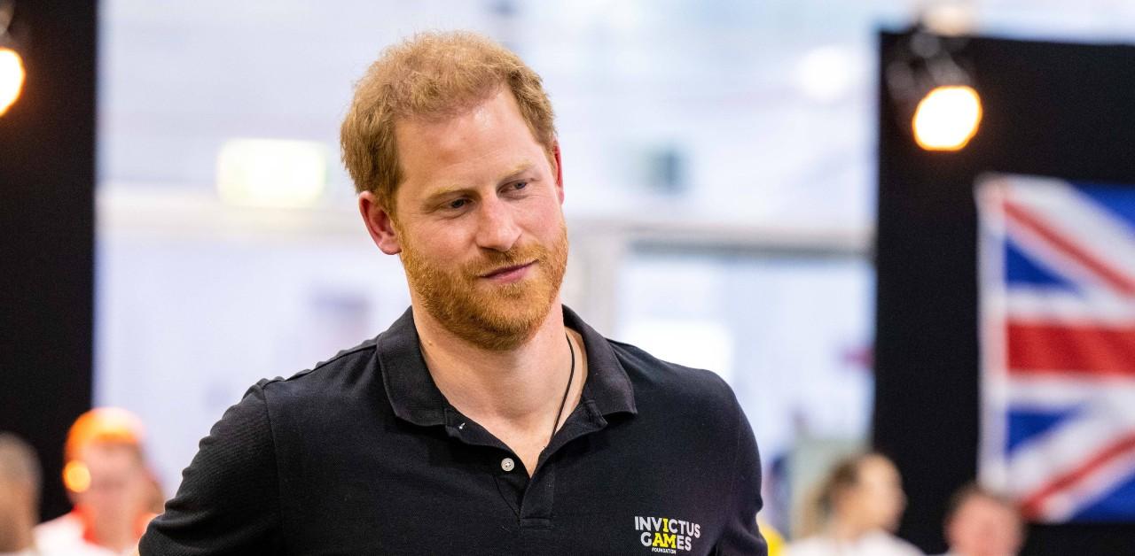 prince harry would like father brother back willingness reconcile