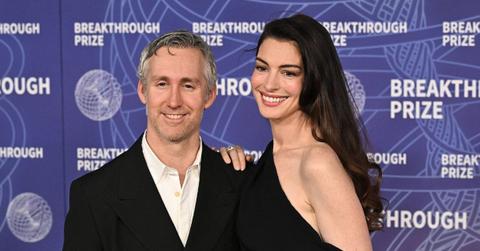 anne hathaway family life husband children