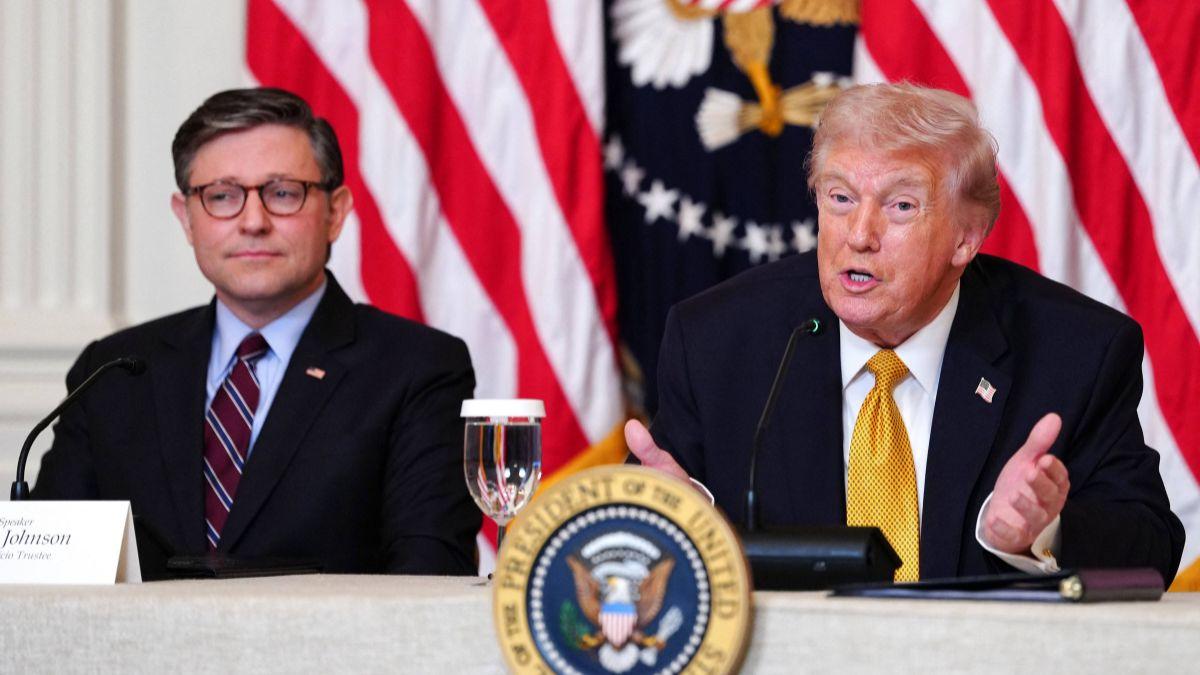 Image of Donald Trump reportedly teased Mike Johnson for sleeping during nighttime calls.