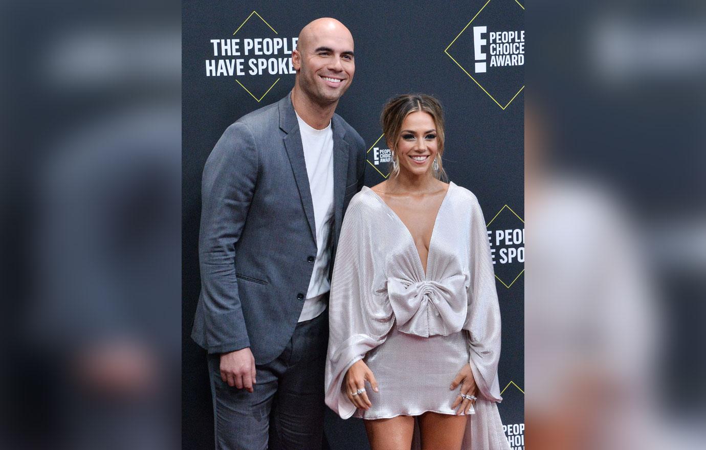 Jana Kramer Spills Shocking Detail About Mike Caussin Sex Life 