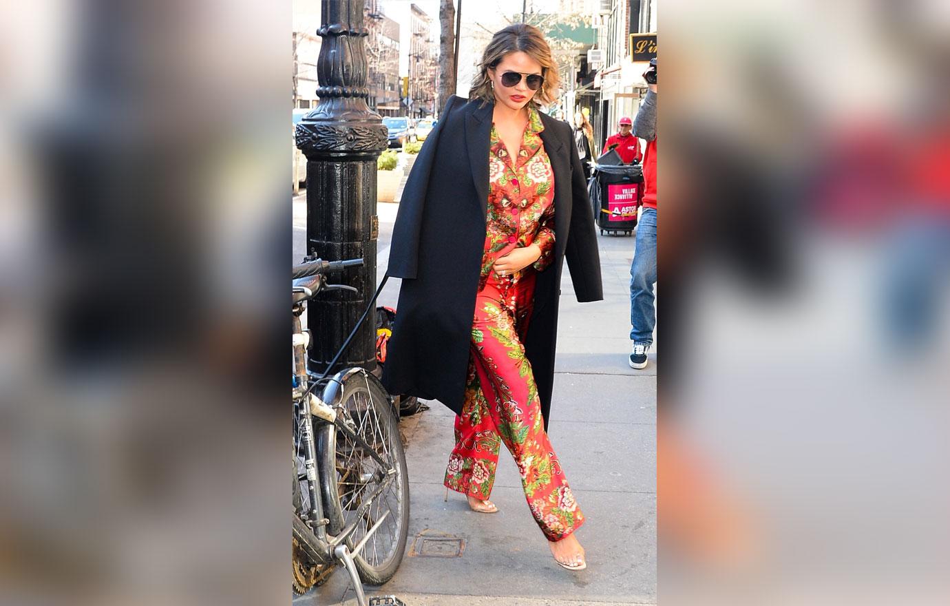 Chrissy teigen colorful suit