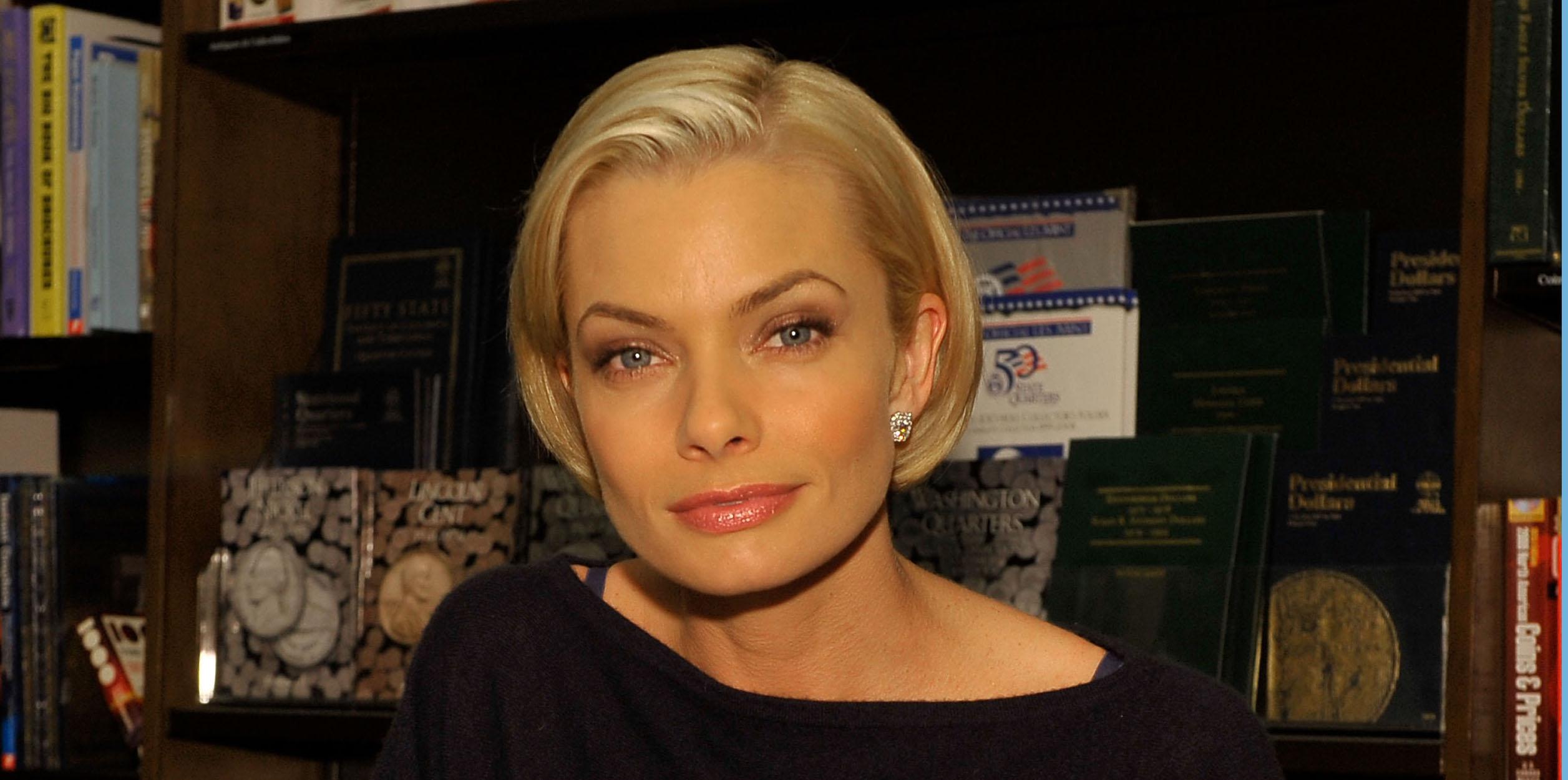 Jamie Pressly Book Signing For &#8220;Not Necessarily Not The Truth&#8221;