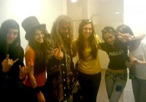 2010__05__Kristen_Stewart_Twitter_May24newsne 300×210.jpg