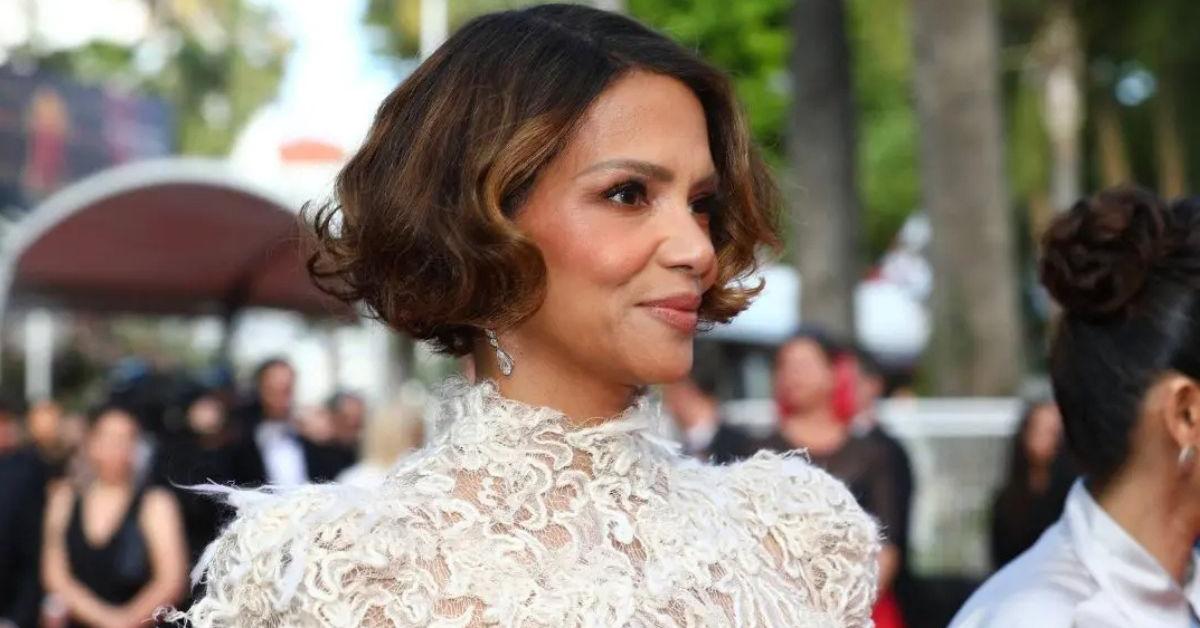 Halle Berry, 59, Shows Off Her Backside in Skimpy Swimsuit:…