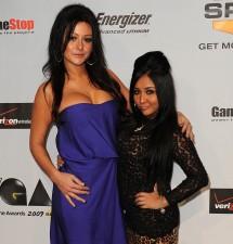 2010__02__okmagazine_jersey shore 215×225.jpg