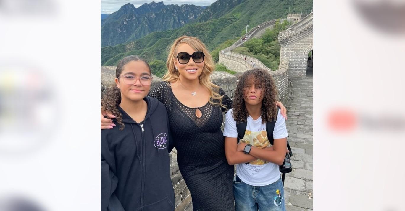 mariah carey scares fans climbs great wall china heels