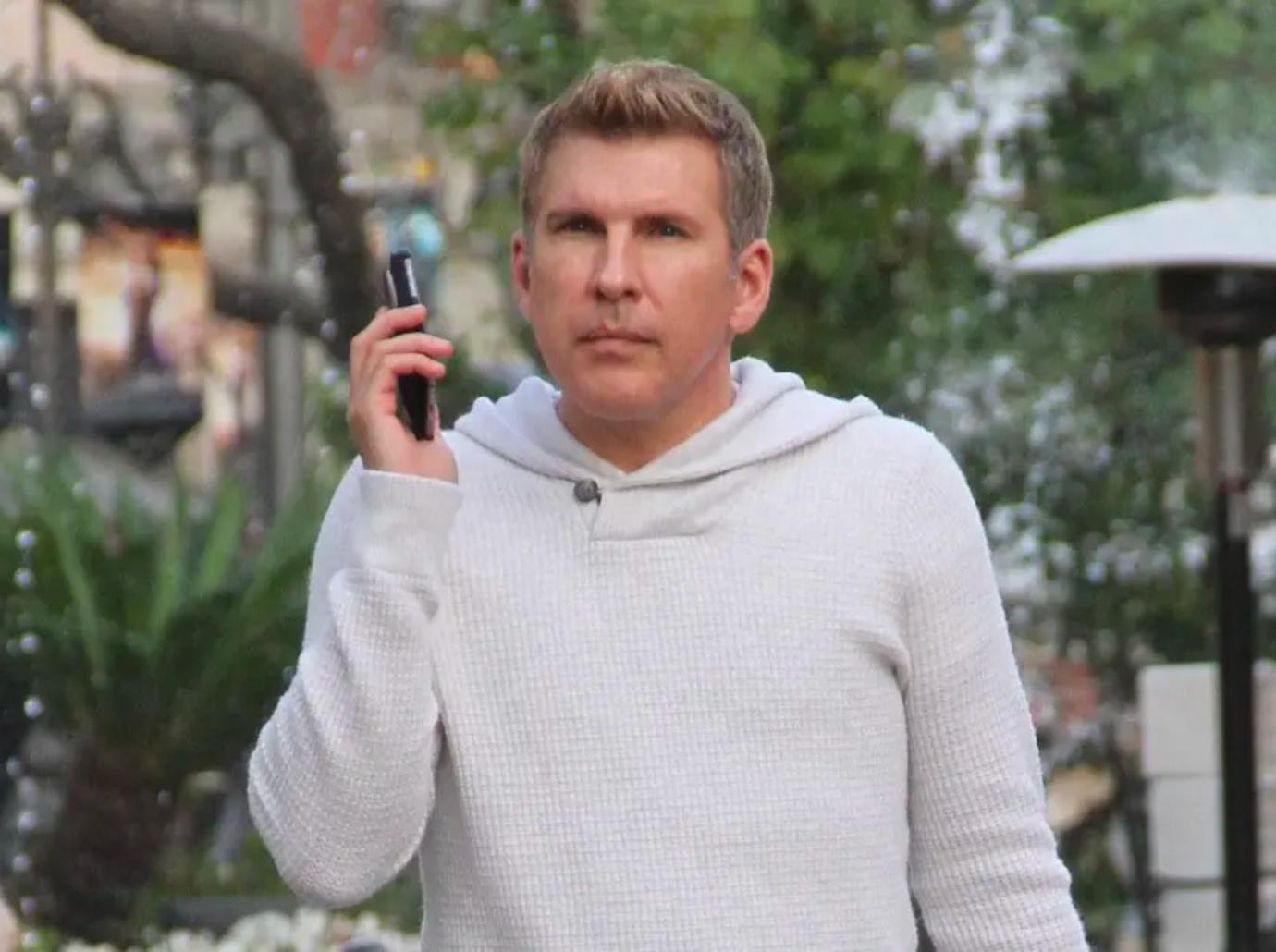 todd chrisley afraid prison guards retaliate potential transfer