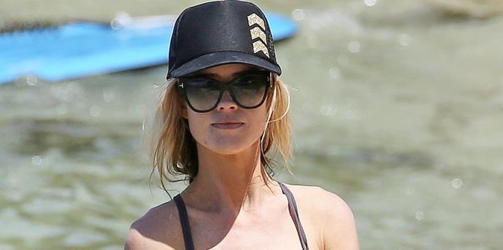 *PREMIUM EXCLUSIVE* Christina El Moussa strips down into a sexy two piece bikini