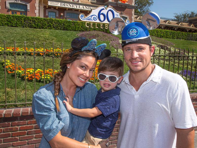 vanessa nick lachey third baby 04