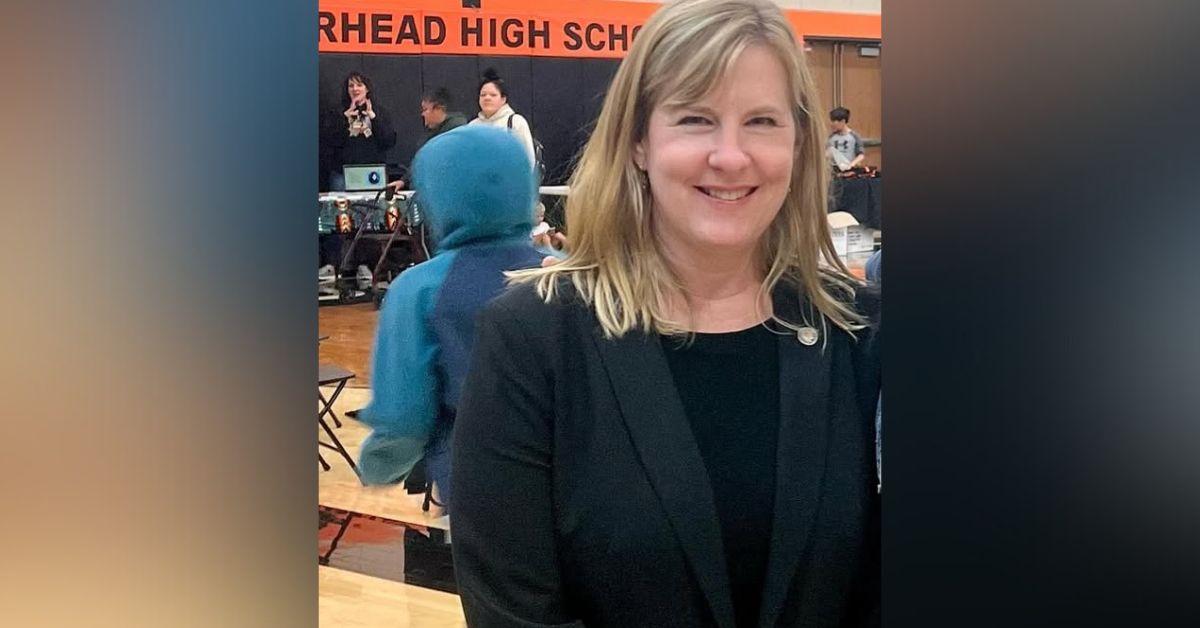 donald trump ridiculed refusing to call governor tim walz political assassination melissa hortman