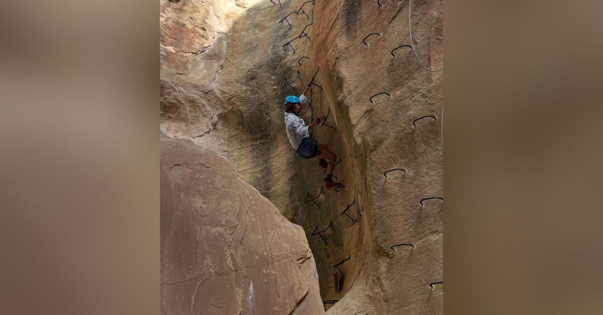 photo of The actress climbed Hoodoo Trail with her son and Van Hunt during their stay in Utah