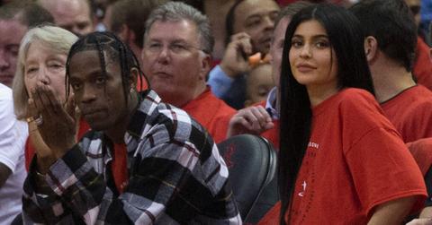 Kylie jenner dating travis scott