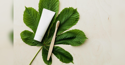 why beauty insiders are swapping their mouthwash for waterdent